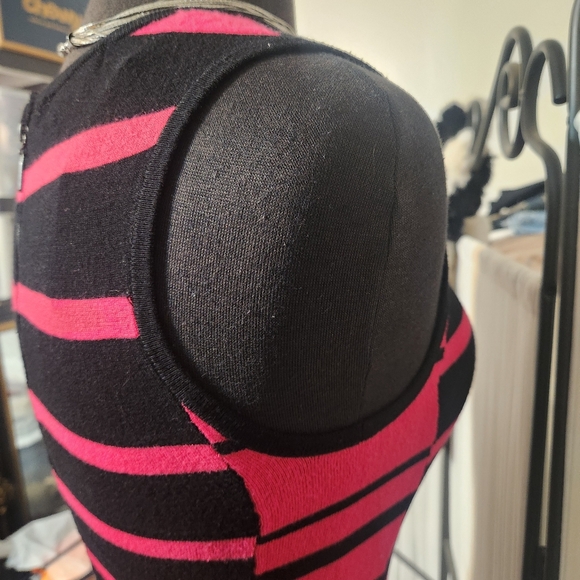 BEBE Black and Pink Striped Sleeveless Dress Sz.Small - Picture 4 of 12